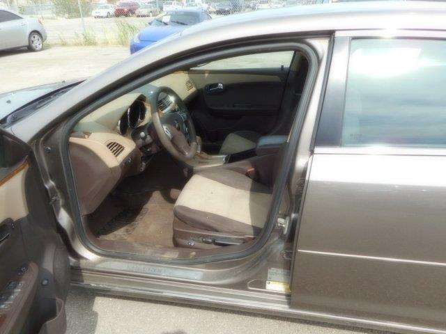 Chevrolet Malibu 2011 photo 8